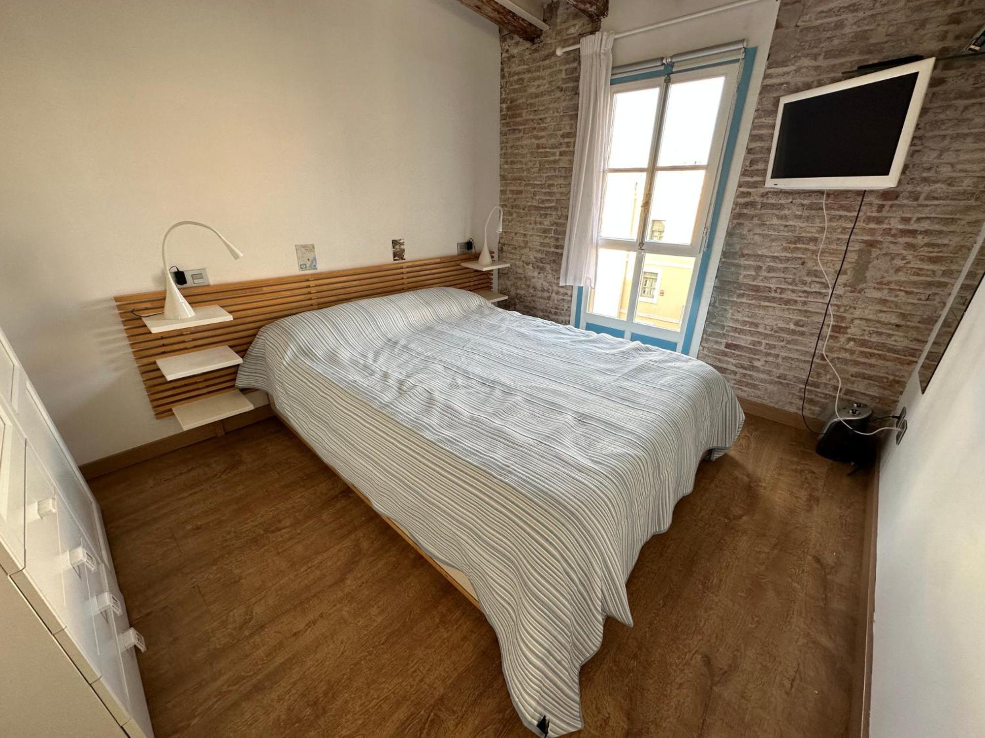 Leilighet Amazing Attic With Style, Terasse In The Heart Of The Gothic Quarter!