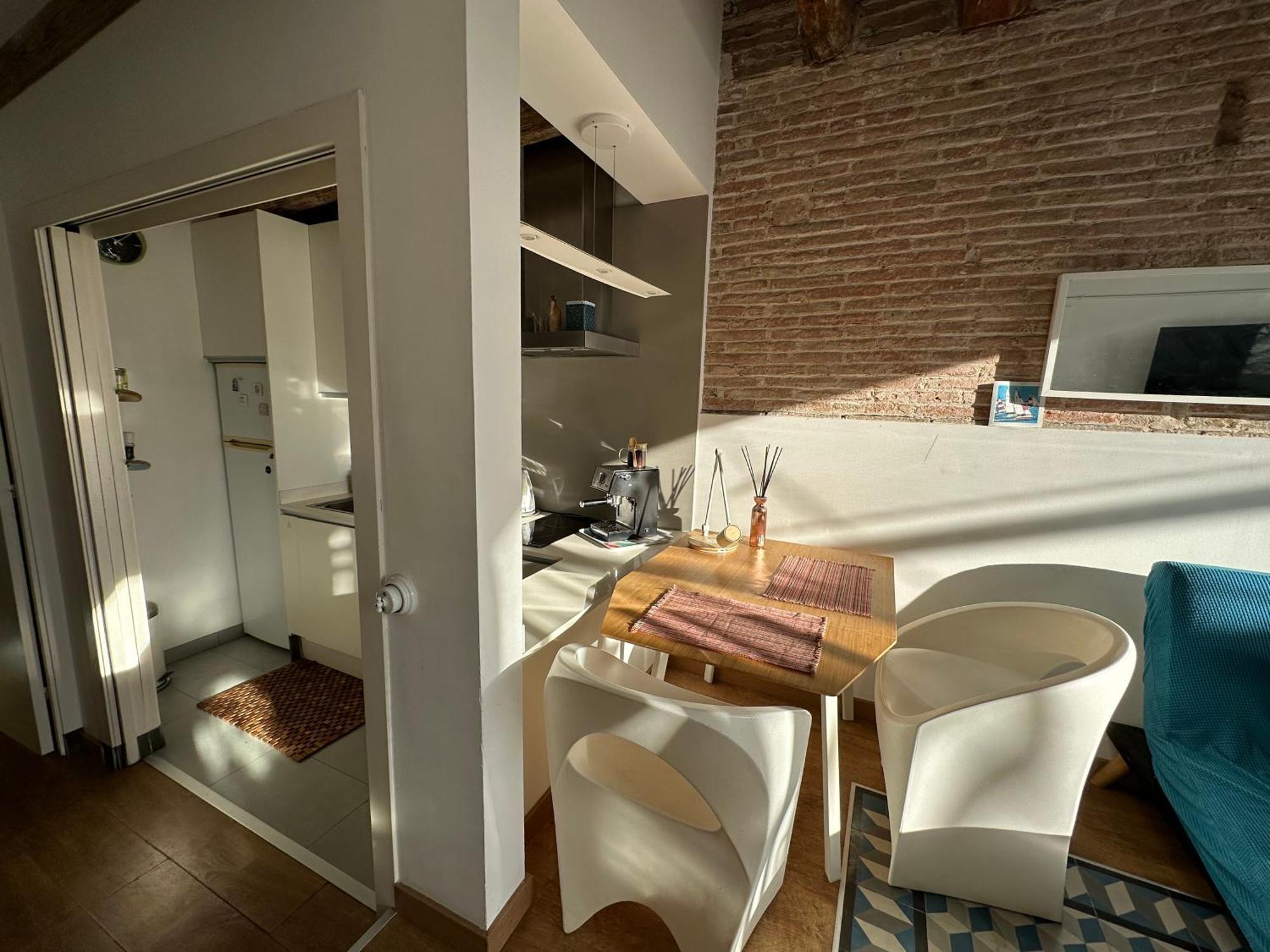 Amazing Attic With Style, Terasse In The Heart Of The Gothic Quarter! Barcelona